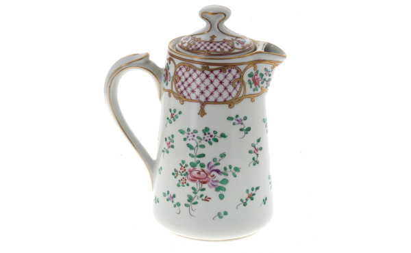 Verseuse en porcelaine décor de motifs f