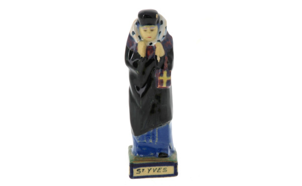 HENRIOT Quimper - "St Yves", statuette e