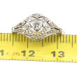 Bague vers 1920 en or gris et platine se