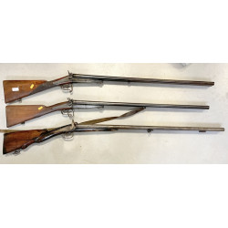 Lot de trois fusils de chasse XIXe à pe