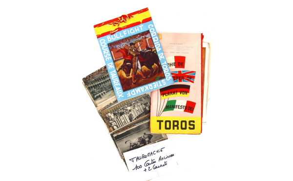 TAUROMACHIE - Lot de 100 CPA + 2 carnets
