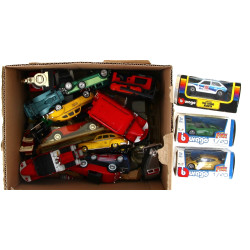 PETITES VOITURES - Lot de petites voitur