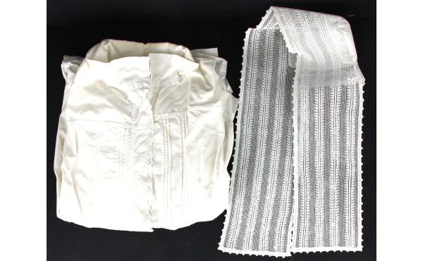 Lot de linge blanc, qui servait pour des