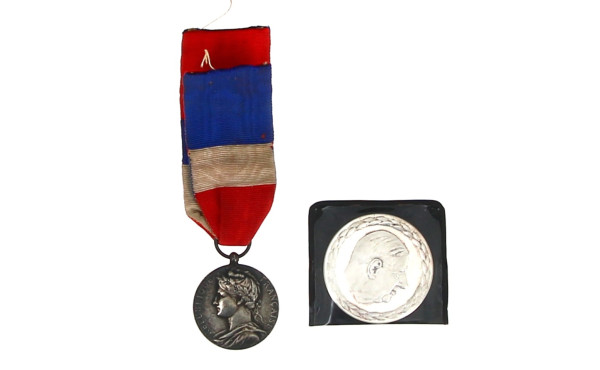 Médaille Charles de Gaulle "Patriam serv