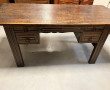 Bureau plat en bois sculpté, style rusti