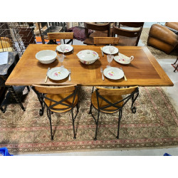 Table rectangulaire plateau en bois frui