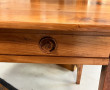 Table ou bureau en bois fruitier ouvrant