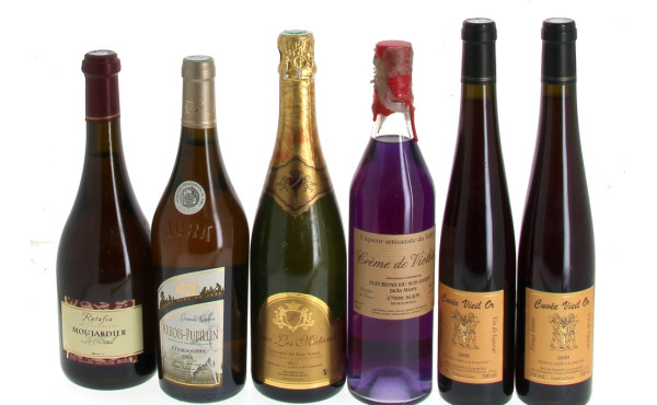 FOND DE CAVE - 10 bouteilles dont 3 liqu
