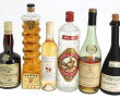 FOND DE CAVE - 14 bouteilles d'alcool di