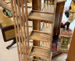 Bibliothèque tournante en bois exotique,