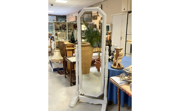 Psyché en bois laqué gris clair, miroir 
