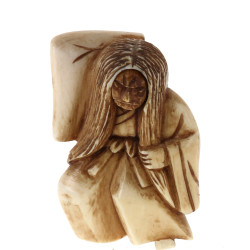 "Sorcière", netsuké à visage basculant (