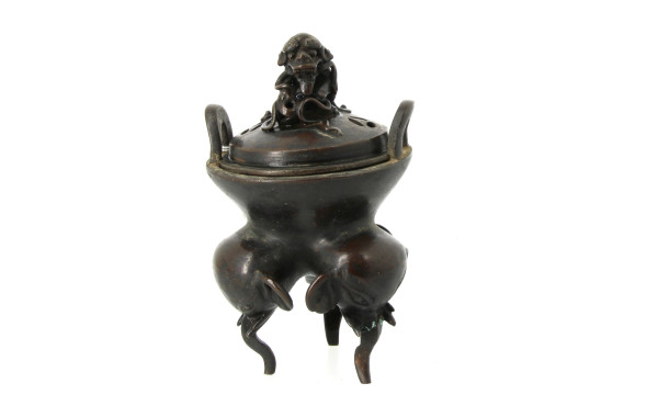 Brûle parfum chinois en bronze à patine 