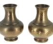 Paire de vases en bronze à décor de pers