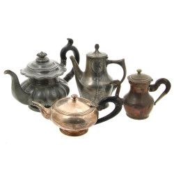Lot de 4 verseuses et théières anciennes