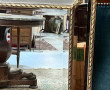 Miroir rectangulaire à encadrement doré 