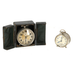 Lot de 2 réveils anciens dont un avec bo