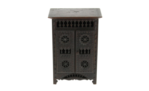 Armoire miniature bretonne à décor de fu