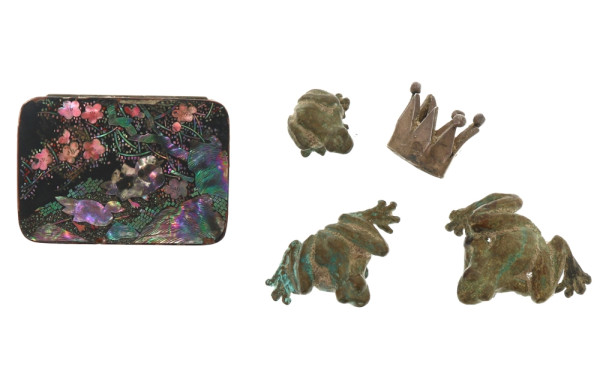 Trois petites grenouilles en bronze en 3