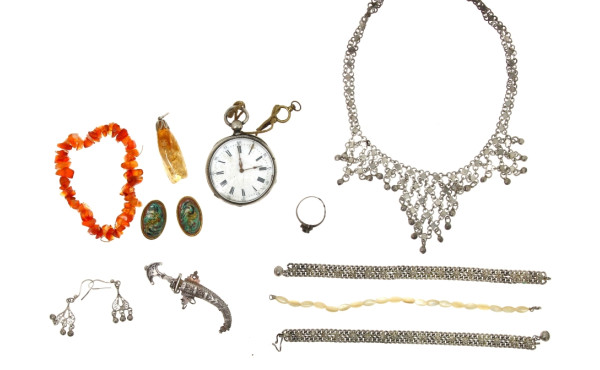 Lot de bijoux anciens : montre de gousse