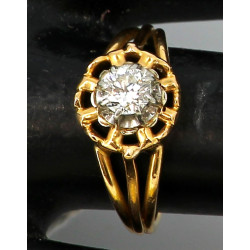 Bague en or jaune 18 carats, poinçon têt