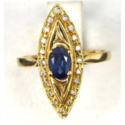 Bague marquise en or jaune, poinçon tête