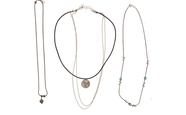 Lot de 3 colliers en argent (un avec cor