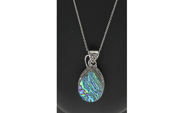 Important pendentif forme poire en argen