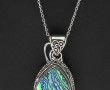 Important pendentif forme poire en argen