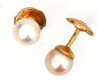 Paire de BO serties chacune d'une perle 