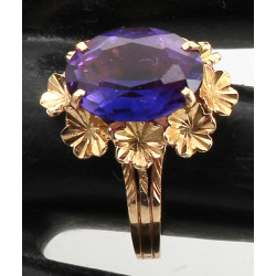 Bague en or jaune 18 cts, poinçon tête d