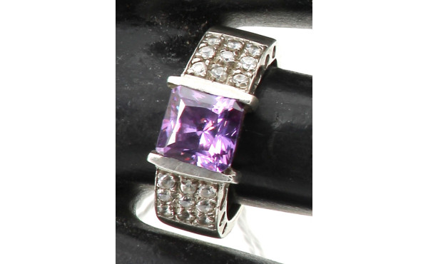 Bague en argent 925ème et strass blanc e