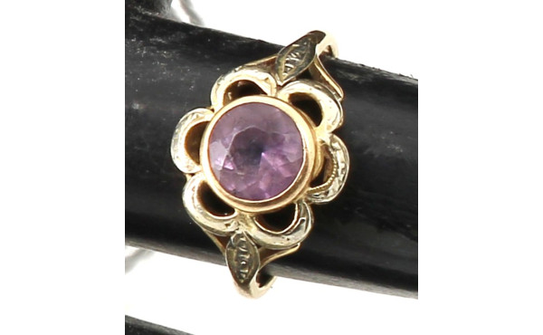Bague ancienne deux ors 18 cts sertie d'