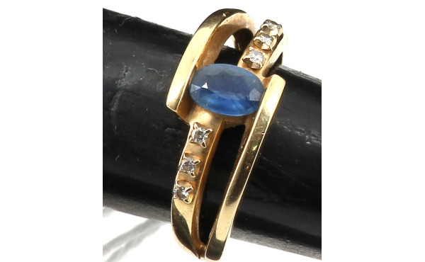 Bague en or jaune 18 carats, poinçon têt