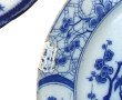 Trois assiettes en faïence fine français