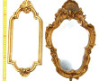 Deux petits miroirs à encadrements dorés