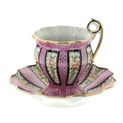 Grande tasse ancienne avec sa soucoupe e