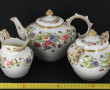 Ravissant service en porcelaine de Paris