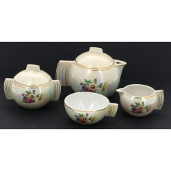 Service égoïste en porcelaine nacré et o