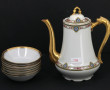 Lot de pièces en porcelaine blanche et o