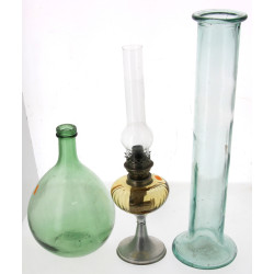 Lot comprenant une grand vase cylindriqu