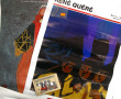 Lot de 2 affiches offset non encadrées, 