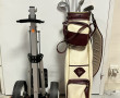 Chariot de golf, sac de golf et clubs de