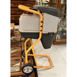 RYOBI - Broyeur de branches électrique