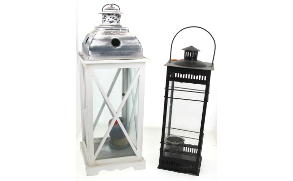 Deux lanternes de jardin