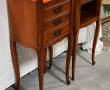 2 petits chevets en merisier 26 x 32 x H