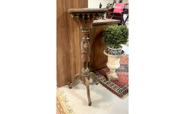 Sellette bretonne en bois sculpté, monta