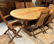 Belle table de terrasse en teck (H 74 x 