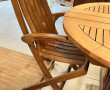 Belle table de terrasse en teck (H 74 x 