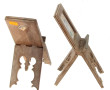 Deux petits cadres pliants en bois sculp